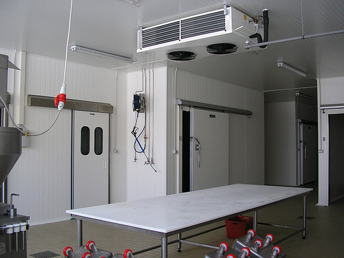 Climatizzazione Ambienti Lavoro - Celle Frigorifere con Climatizzatore Evaporatore